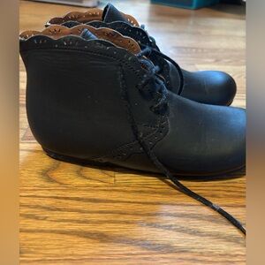 Adelisa and Co “Primavera” Girls Black Leather Boots size EU 30/ US12